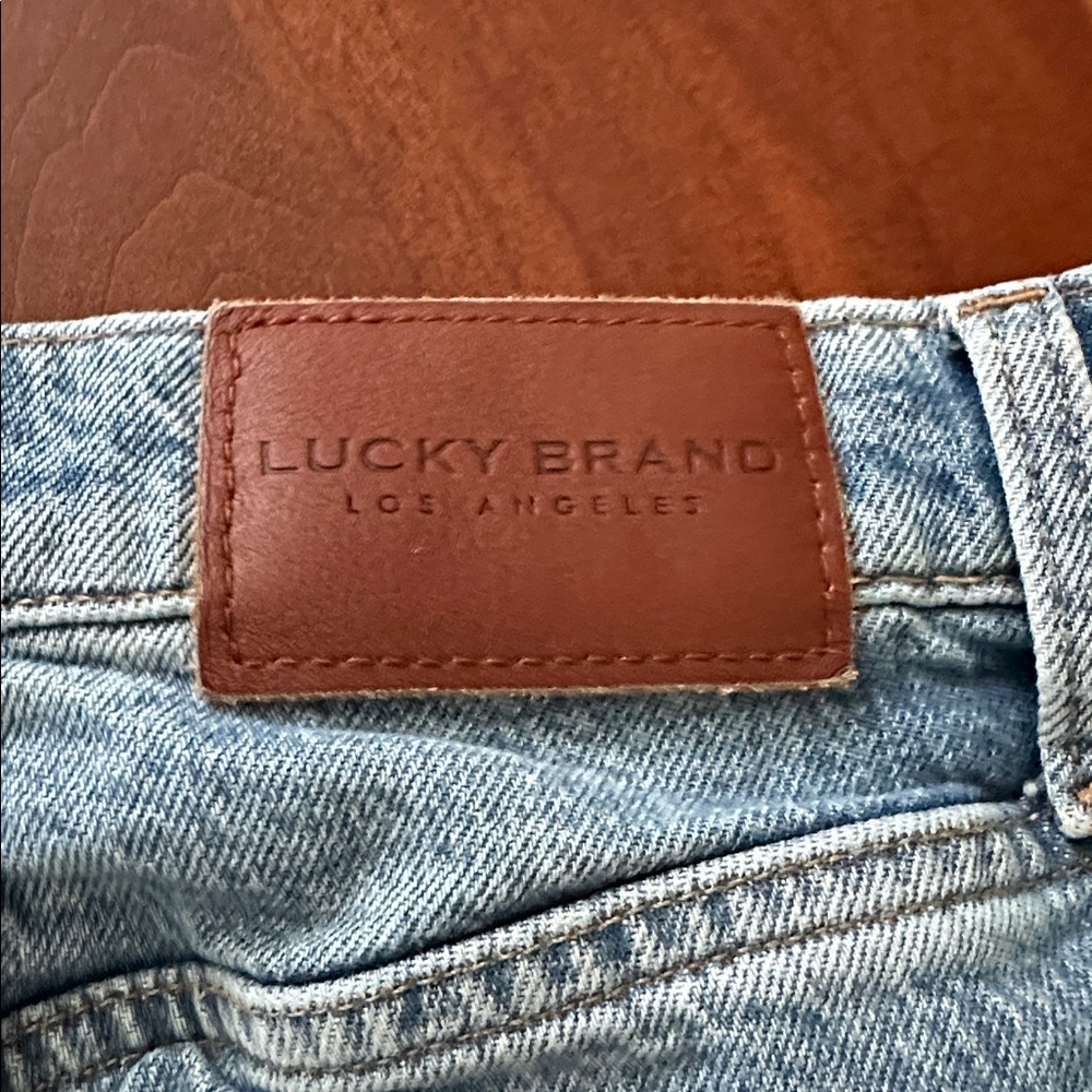 Lucky Brand Light Blue Boyfriend Jeans with Knee Distressing - Picture 7 of 7
